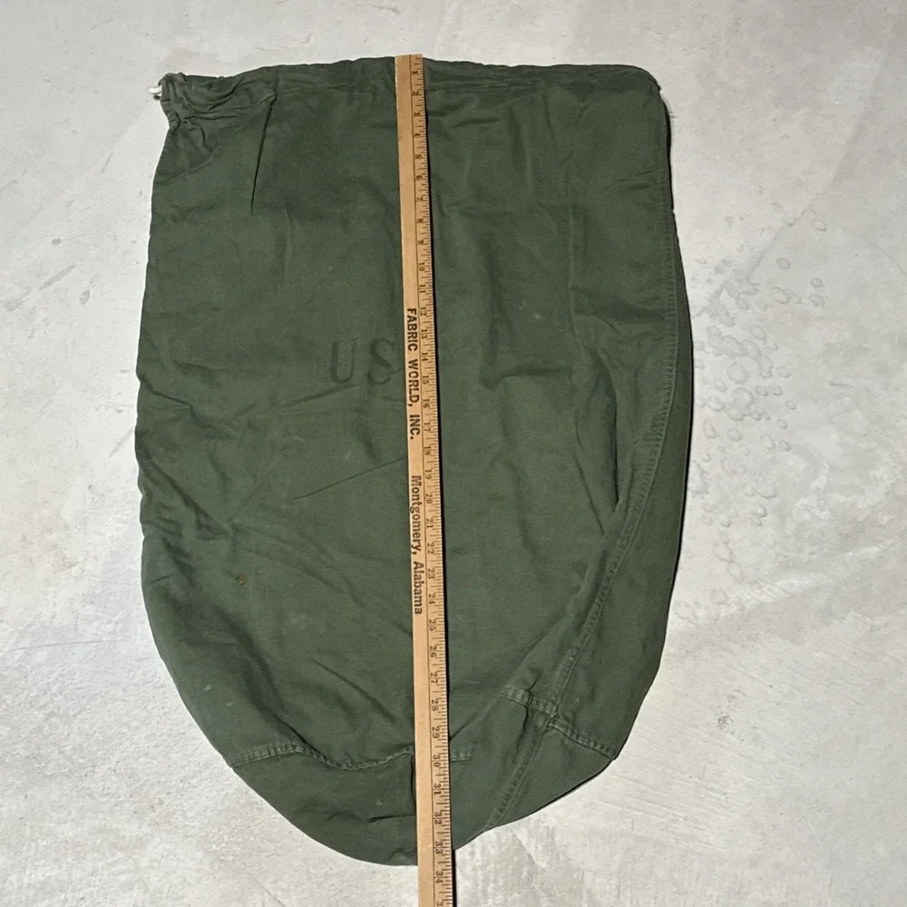 Vintage US ARMY GREEN COTTON LAUNDRY/DUTY BAG w/ DRAW STRING 1970s